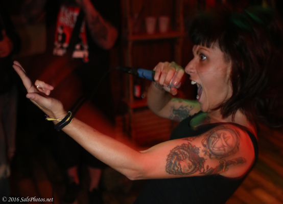 Svetlanas @ Redwood Bar & Grill 10-17-16