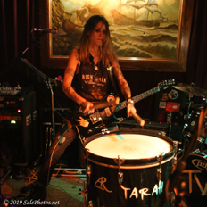 Tarah Who @ Redwood Bar & Grill 1-16-19