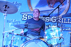 Manual Fade @ Surf Dogs Sports Grill 2-20-21