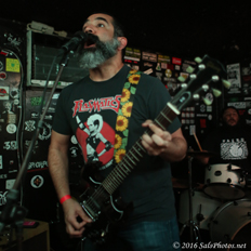 Bear Fight @ Doll Hut 1-2-16