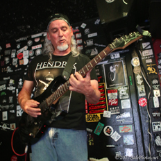 Surfside Circus @ Doll Hut 8-19-17