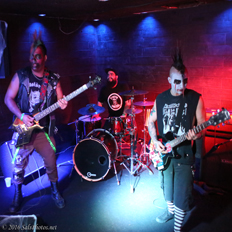 DT's (The) @ Blacklight Distric Lounge 10-28-16