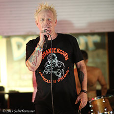 Decry @ Doll Hut Studios 7-13-19