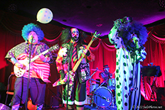 Clowns (The) @ Alex's Bar 7-3-22