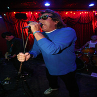 The Crowd @ Alex's Bar 1-15-11