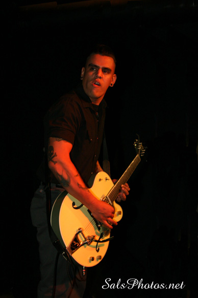 Outskirts & Inazuma & The Uv's