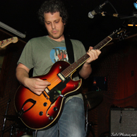 Raul @ Redwood Bar & Grill 8-27-11